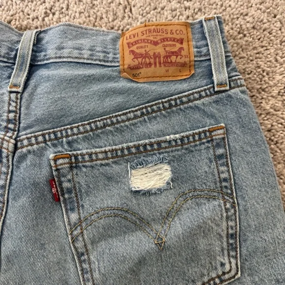 Levi's 501 Original Fit High Rise Shorts SZ 29 - Picture 4 of 6
